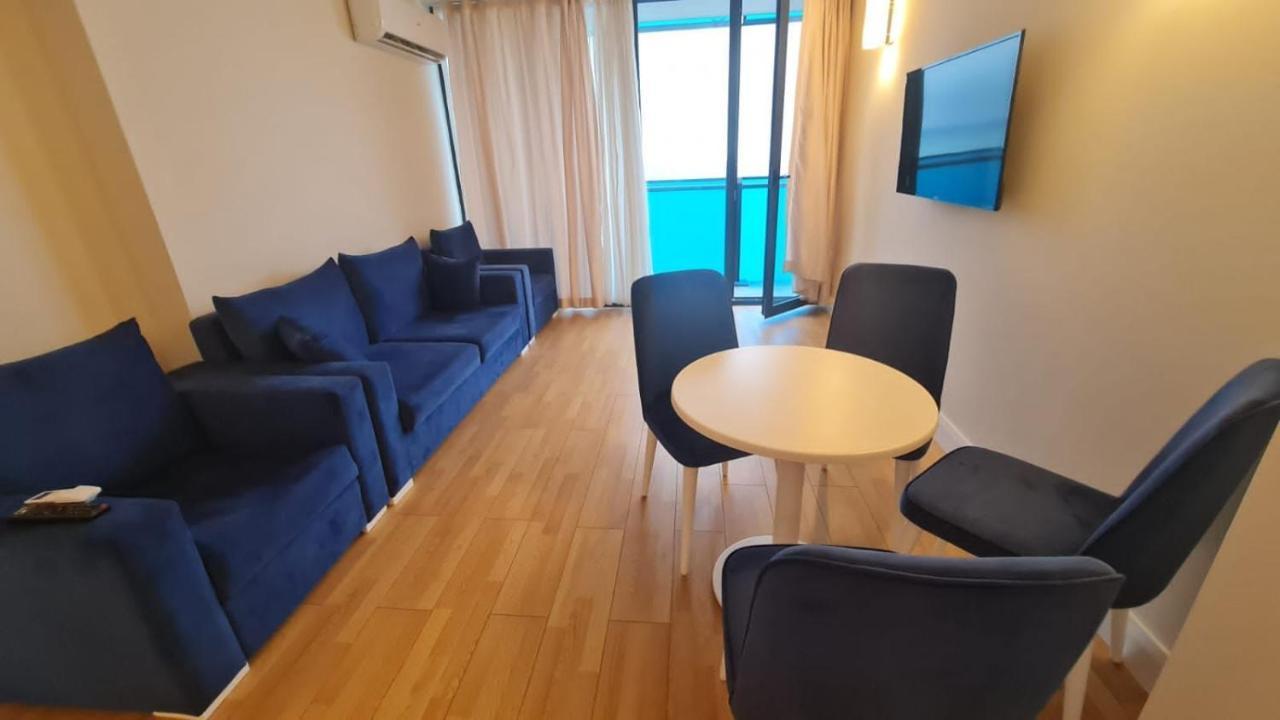 Orbi City Batoemi Buitenkant foto